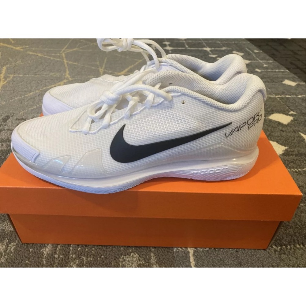 New In Box Nike Vapor Pro HC Tennis Shoes Men’s 7.5/EU 40.5